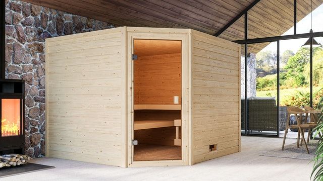 Es muss nicht der Keller sein! Auch im Wohnbereich macht sich eine Sauna gut.