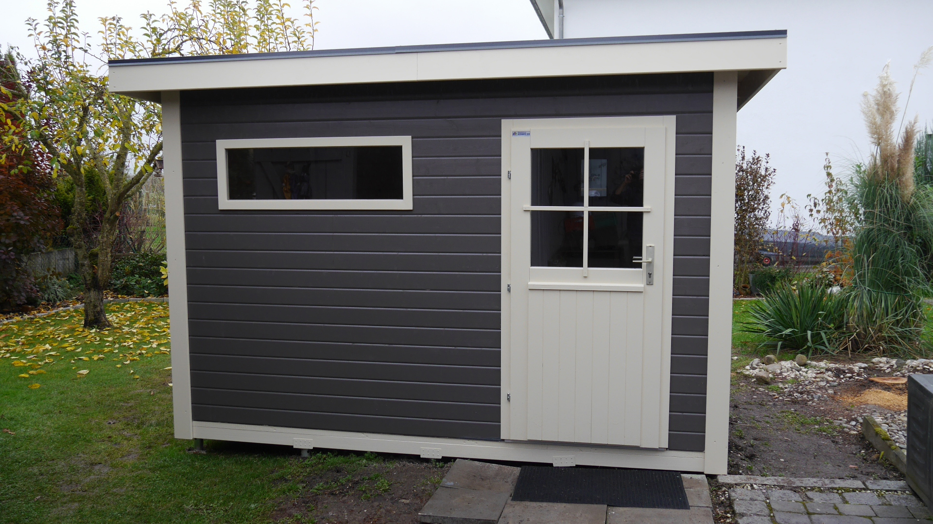 Karibu Woodfeeling Gartensauna Suva 2 Teaser Bild 1