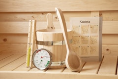 Saunaset mit Sanduhr, Eimer, KS-Einsatz, Schöpfkelle, Klimamesser, Saunaregeltafel Saunaset mit Sanduhr, Eimer, KS-Einsatz, Schöpfkelle, Klimamesser, SaunaregeltafelZubehörbild